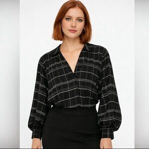 🇨🇦 Judith & Charles Plaid Blouse